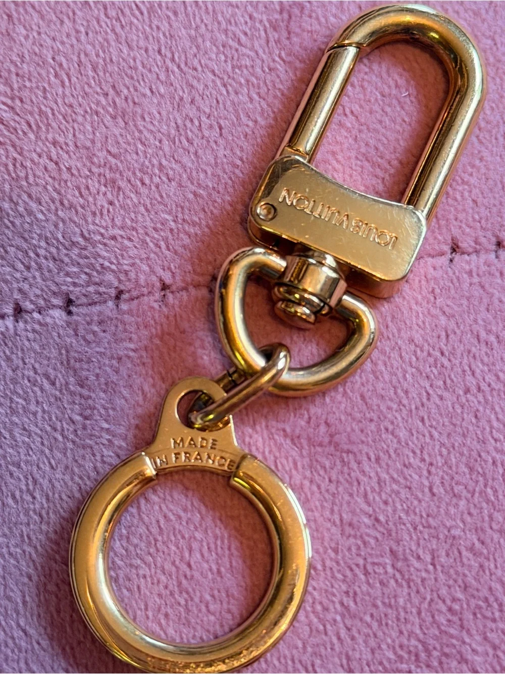 Louis Vuitton Anneau Clés Pochette extender